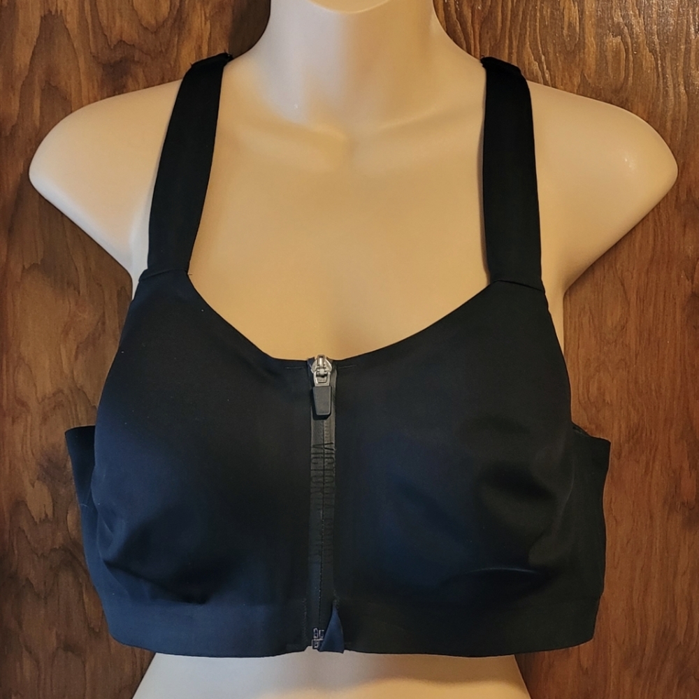 Victoria's Secret Sport Incredible Knockout Ultra Max Front Close Sports Bra